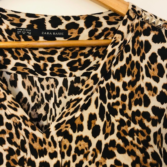 Blouse - Picture 2 of 3